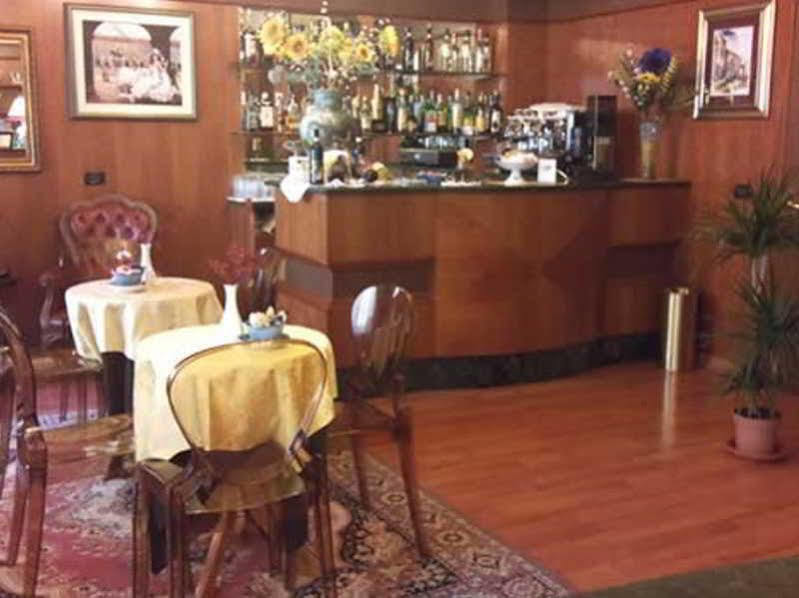 Hotel Imperial Torino Kültér fotó